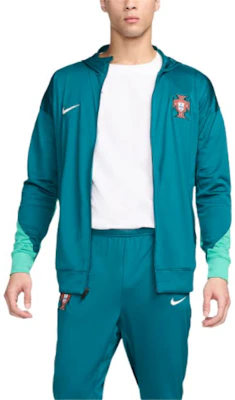 Nike 葡萄牙Strike排汗長袖外套 青藍色。 FJ2352-381 Lookbook Nike 葡萄牙Strike排汗長袖外套 青藍色。 FJ2352-381