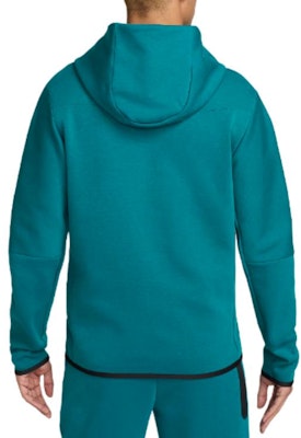 Nike Portugal Tech Fleece Windrunner Jaket Crystal Cave Blue. FZ5829-381 Lookbook Nike Portugal Tech Fleece Windrunner Jaket Crystal Cave Blue. FZ5829-381