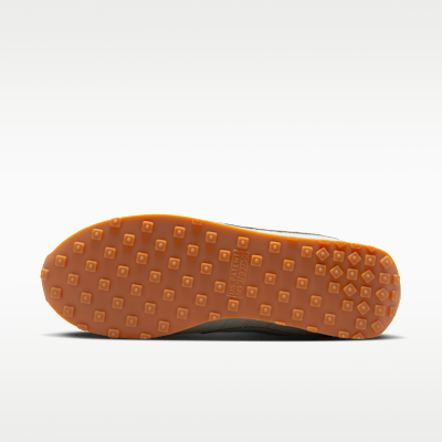 Order Nike Pre Montreal ''17 Premium Hellgrau/Velvet Braun/Barock Braun/Hellgrau 898032-001