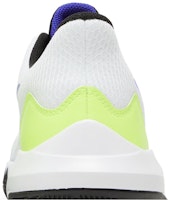 ナイキ プレシジョン 5 "ホワイト/ベアリーボルト" CW3403-100 Sizing ナイキ プレシジョン 5 "ホワイト/ベアリーボルト" CW3403-100