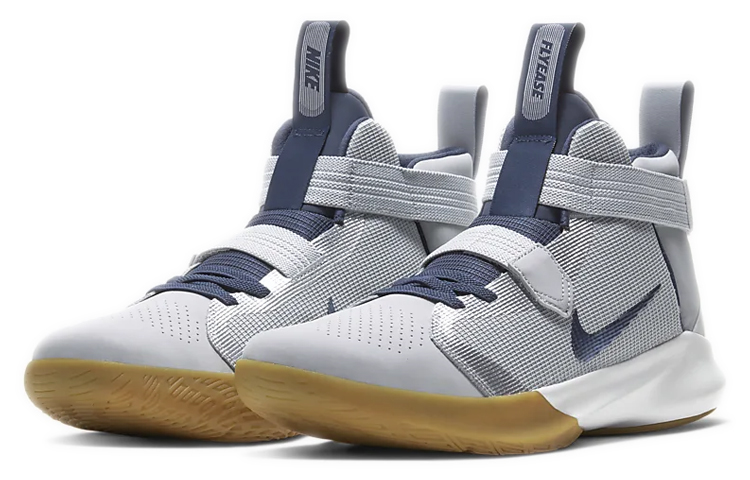 Lookbook Nike Precision III FlyEase Grigio Fumo Chiaro BV7740-004