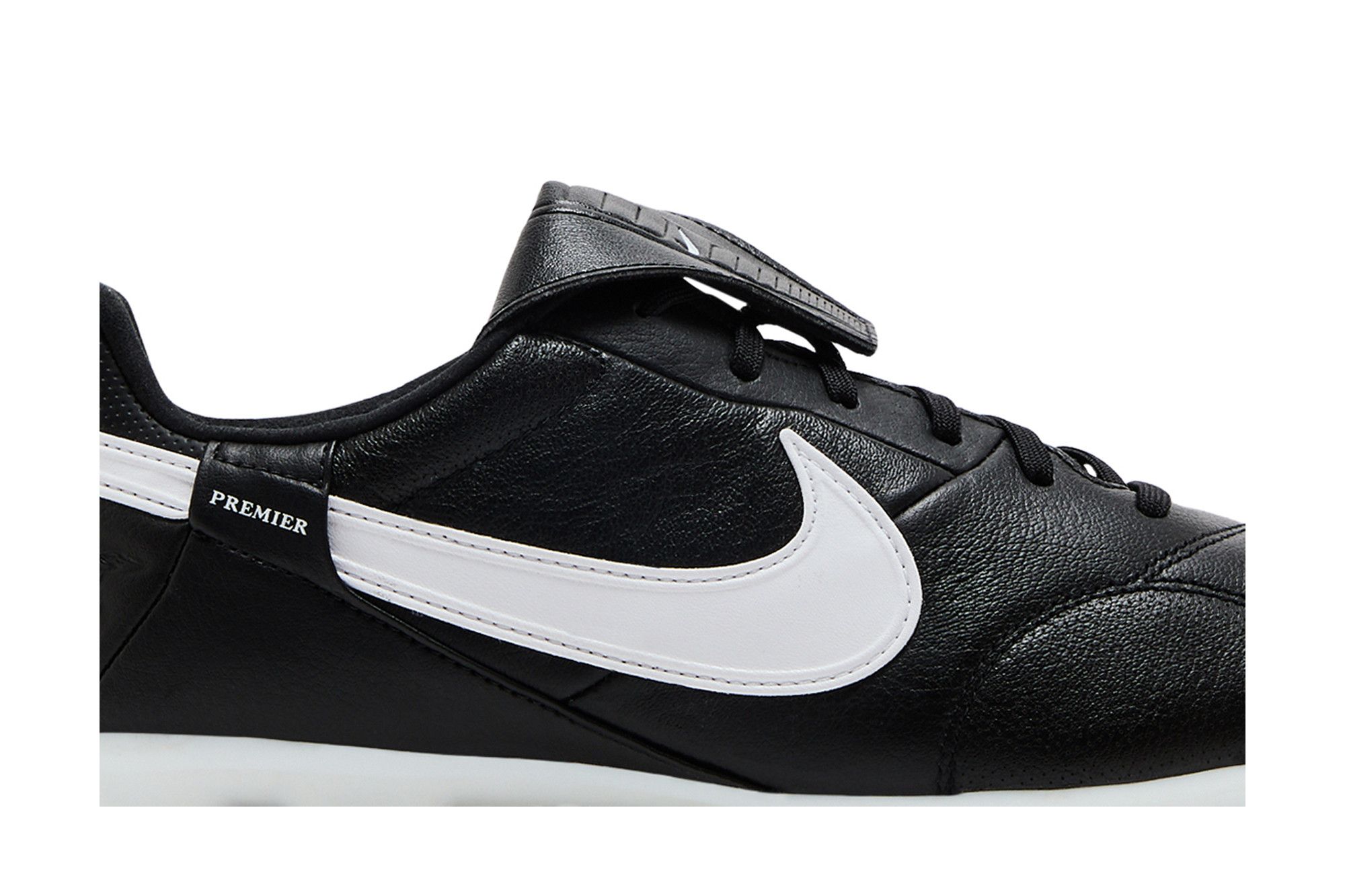 Shop 나이키 프리미어 3 로우 FG '검흰' HM0265-002