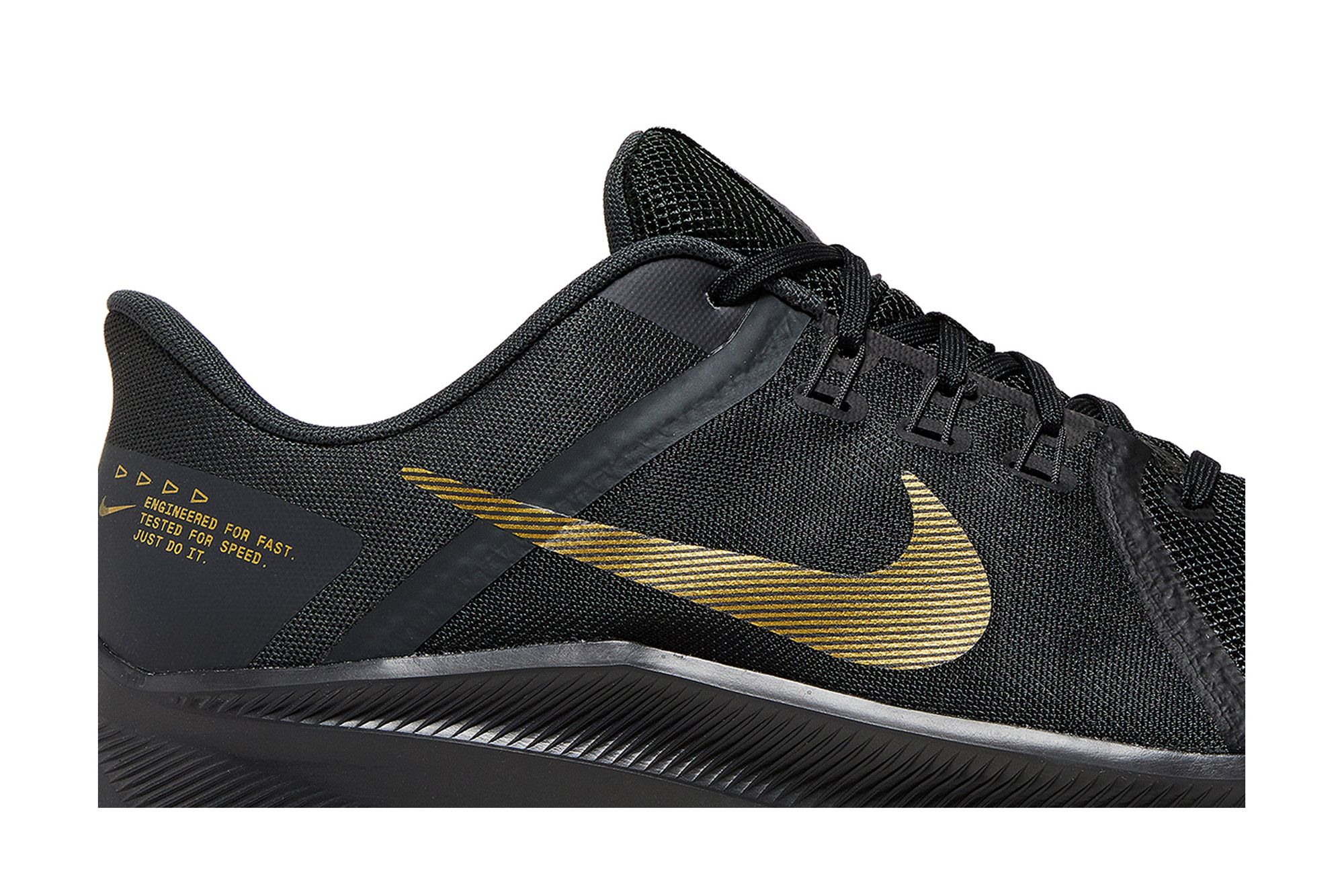 Lookbook Nike Quest 4 ''Zwart Metallic Goud'' DA1105-010