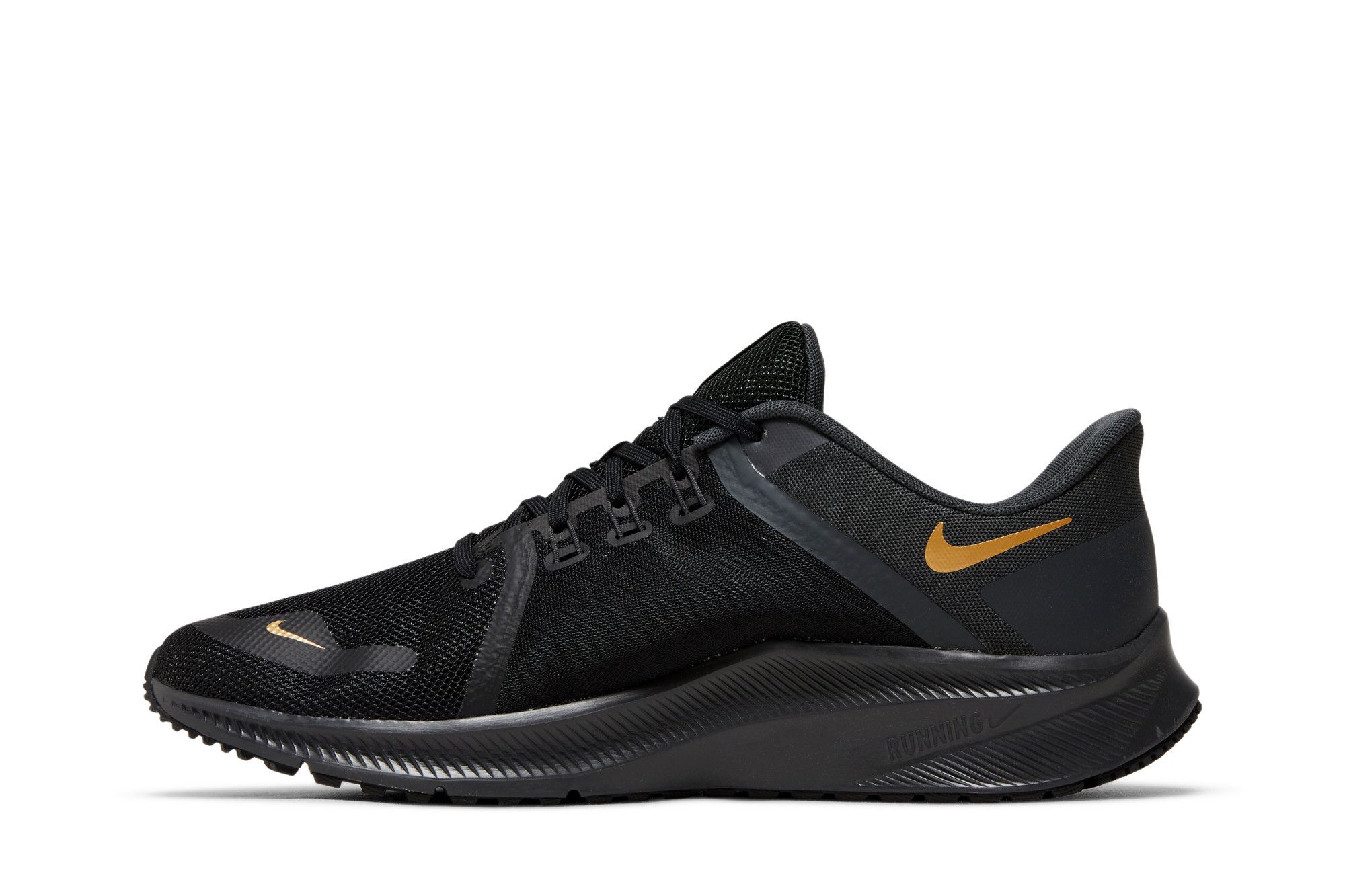 Shop Nike Quest 4 ''Zwart Metallic Goud'' DA1105-010