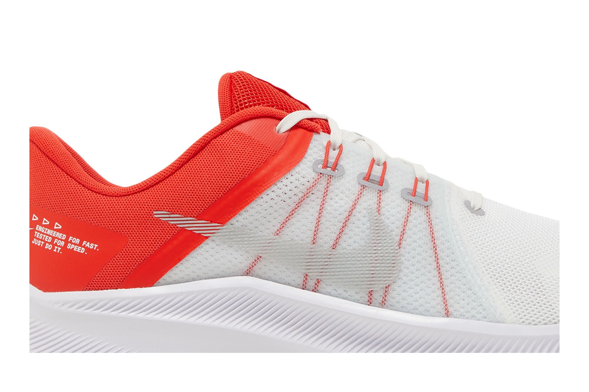 Lookbook Nike Quest 4 運動 透氣輕便 低幫 跑步鞋 男款 白紅