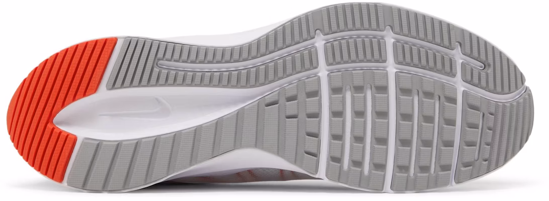 Nike Quest 4 'Putih Chile Merah' DA1105-100 Shop Nike Quest 4 'Putih Chile Merah' DA1105-100