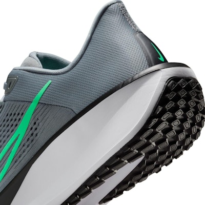 Nike Quest 6 009 深煙灰/綠色 FD6033-009 Sizing Nike Quest 6 009 深煙灰/綠色 FD6033-009