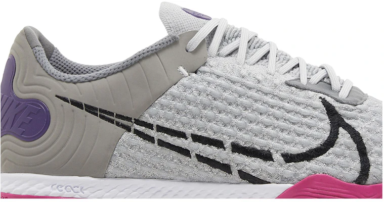 Nike React Gato 'Light Smoke Grey Electro Purple' Sepatu Olahraga Pria CT0550-056 Order Nike React Gato 'Light Smoke Grey Electro Purple' Sepatu Olahraga Pria CT0550-056