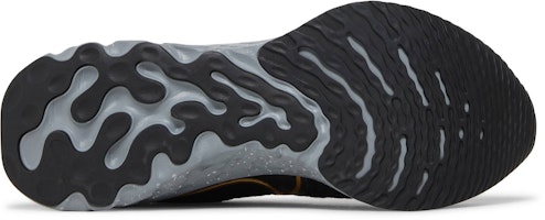 나이키 리액트 인피니티 런 플라이니트 2 "블랙 메탈릭 골드" CT2357-009 Shop 나이키 리액트 인피니티 런 플라이니트 2 "블랙 메탈릭 골드" CT2357-009