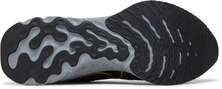 Nike React Infinity Run Flyknit 2 '黑色金屬金' CT2357-009 Shop Nike React Infinity Run Flyknit 2 '黑色金屬金' CT2357-009