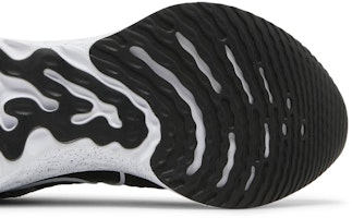 Nike React Infinity Run Flyknit 2 'Blanco Negro' CT2357-101 Purchase Nike React Infinity Run Flyknit 2 'Blanco Negro' CT2357-101