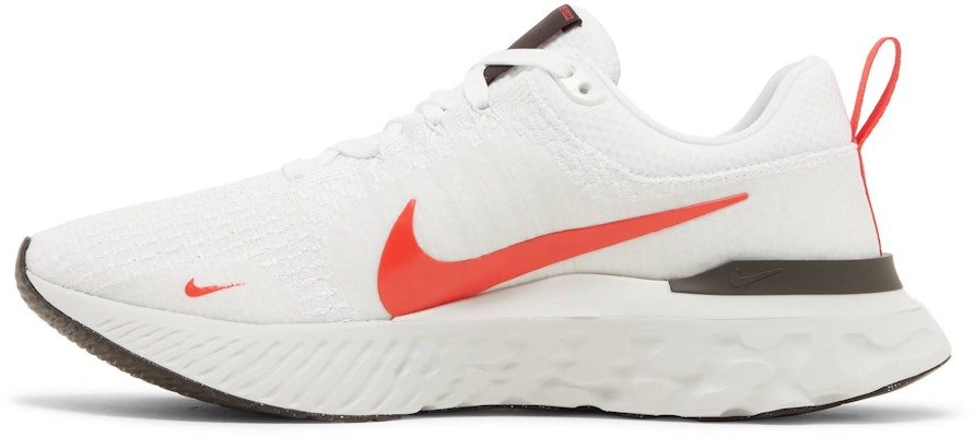 Nike React Infinity Run Flyknit 3 'Putih Light Crimson' DZ3014-100 Lookbook Nike React Infinity Run Flyknit 3 'Putih Light Crimson' DZ3014-100