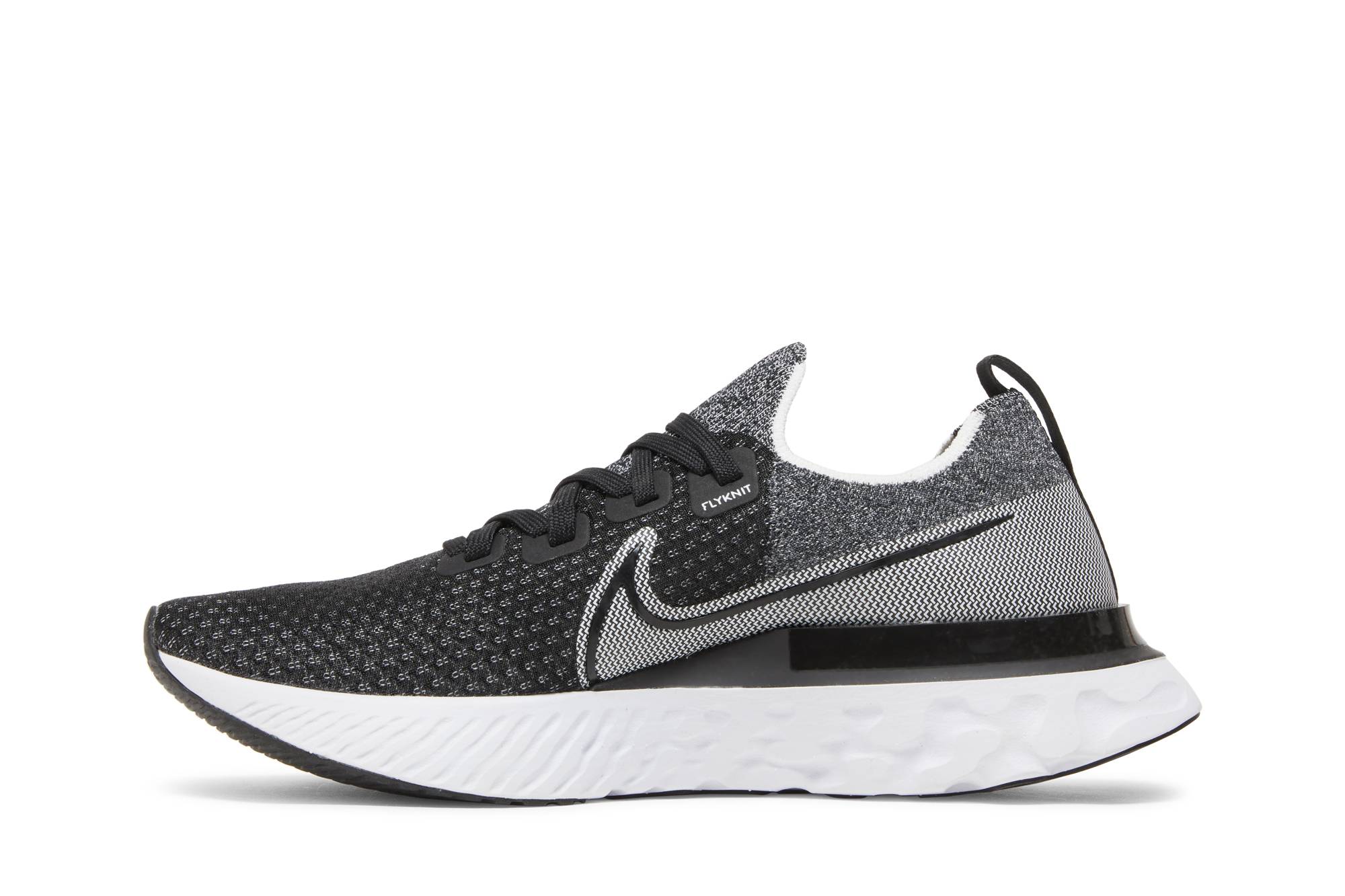 Lookbook 나이키 리액트 인피니티 런 플라이니트 "블랙 화이트" CD4371-012
