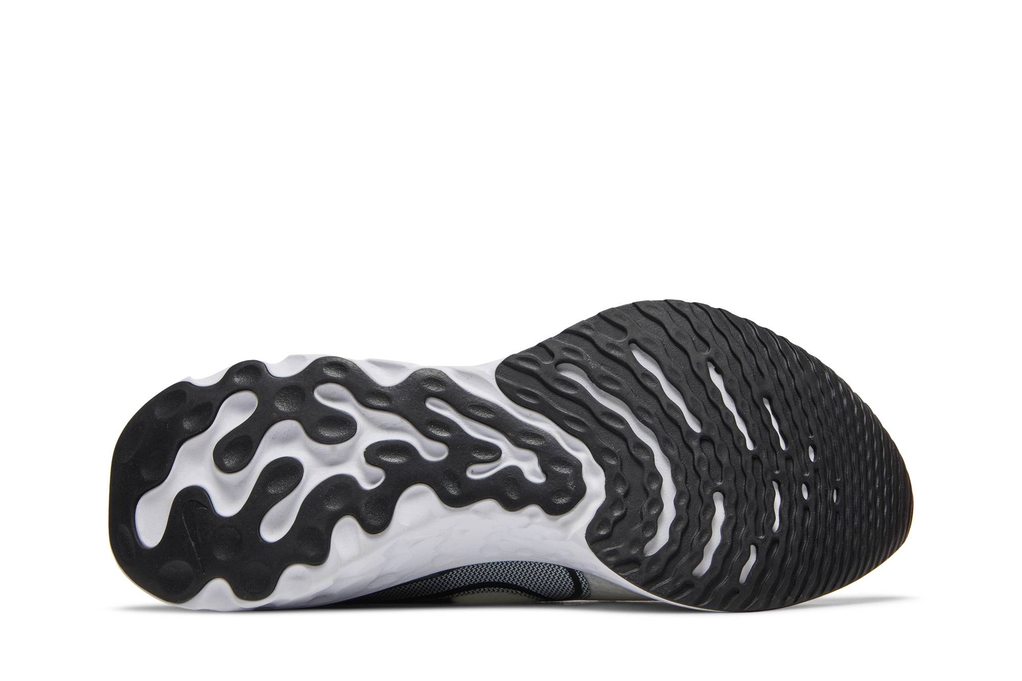 Shop ナイキ リアクト インフィニティ ラン FK (黒白) CD4371-010