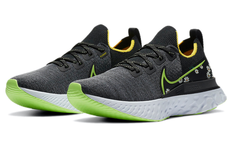 Lookbook 耐吉 React Infinity Run Flyknit 小花 黑綠