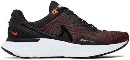 Nike React Miler 3 'Black Siren Red' DD0490-003 Nike React Miler 3 'Black Siren Red' DD0490-003