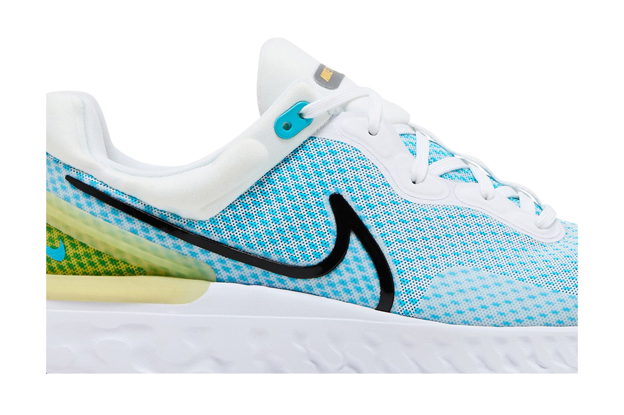 Lookbook Nike React Miler 3 'Putih Biru Klorin' DD0490-100