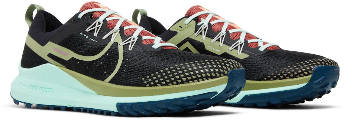 Nike React Pegasus Trail 4 ''Noir Alligator Menthe'' DJ6158-004 1