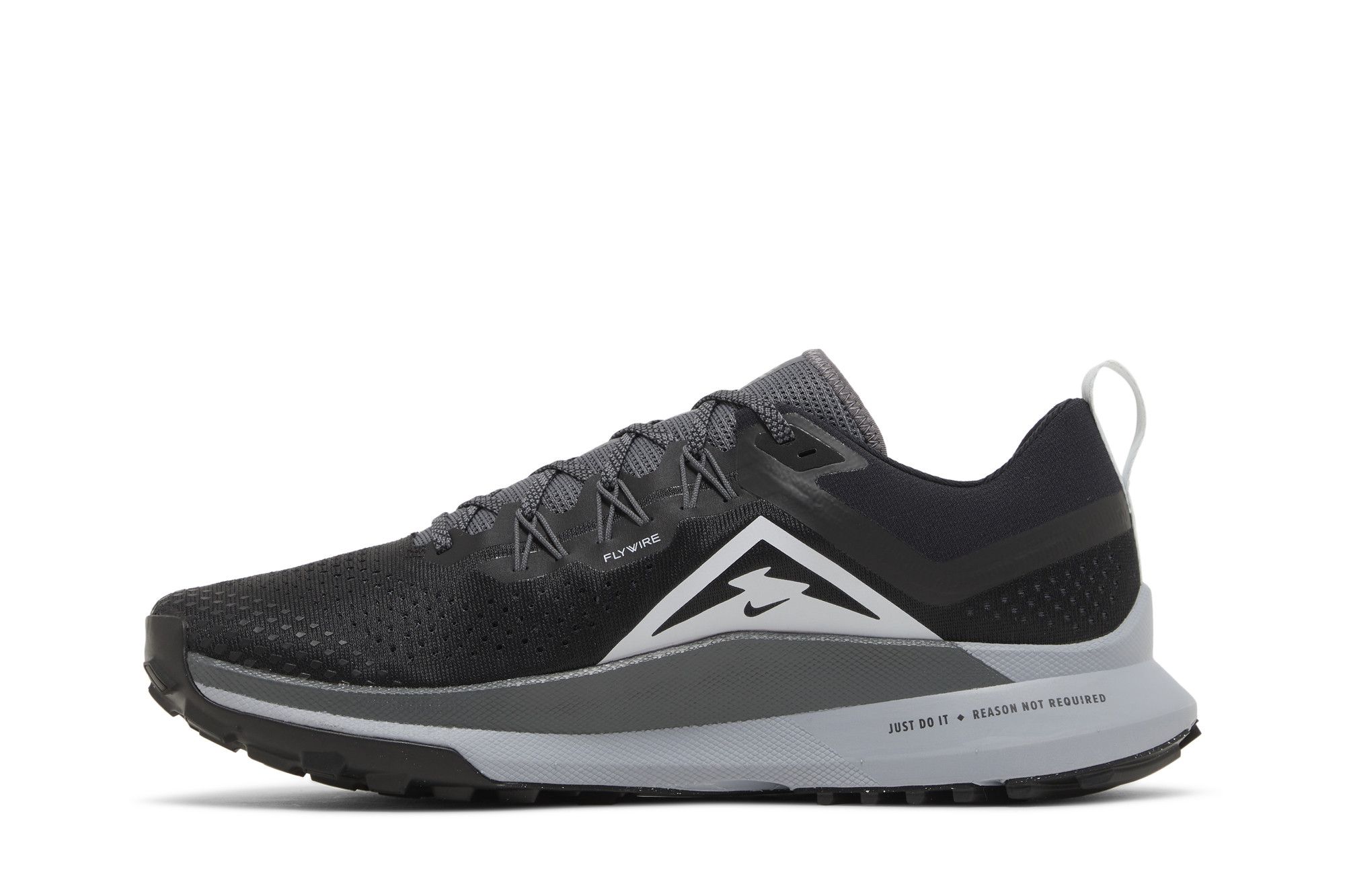 Shop Nike React Pegasus Trail 4 'Hitam Kelabu Gelap' DJ6158-001