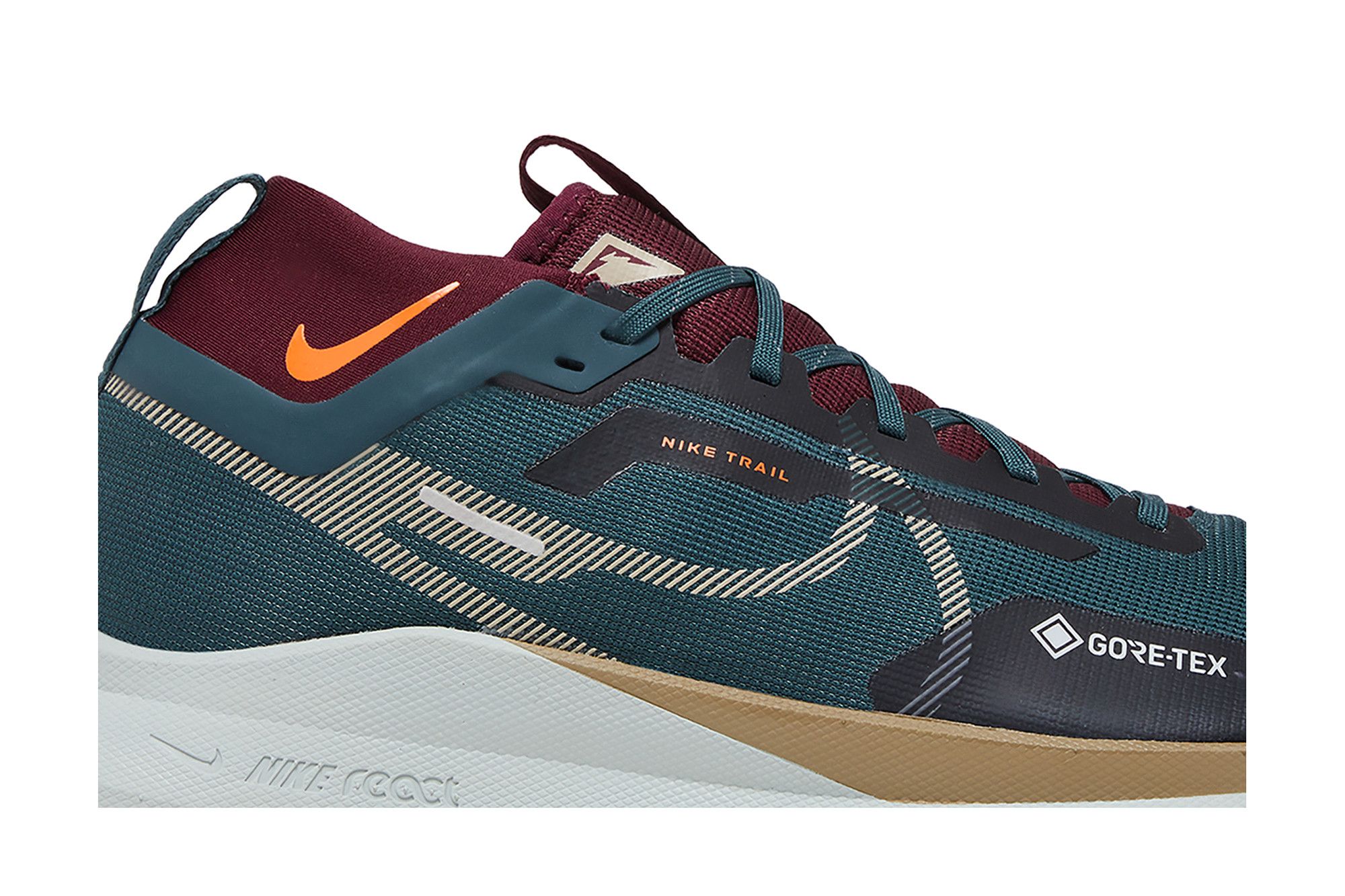 Lookbook Nike React Pegasus Trail 4 GORE-TEX 'Deep Jungle Night Maroon' DJ7926-302