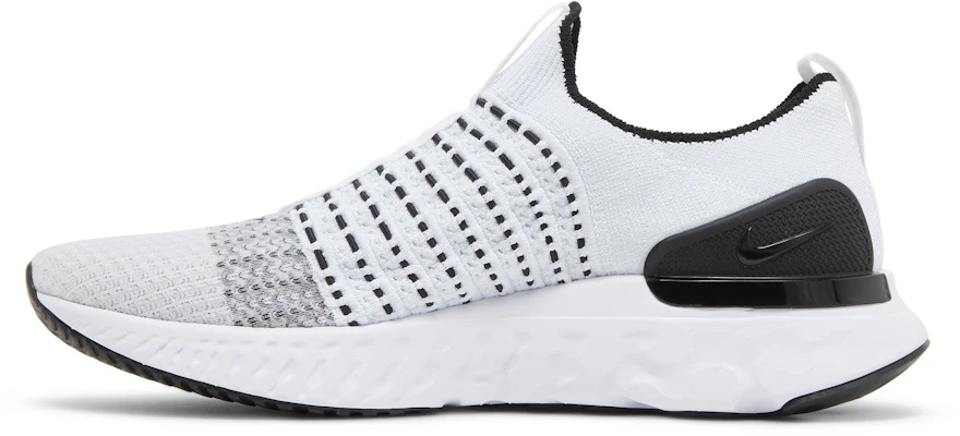 耐吉React Phantom Run Flyknit 2 'Oreo' CJ0277-100 Lookbook 耐吉React Phantom Run Flyknit 2 'Oreo' CJ0277-100