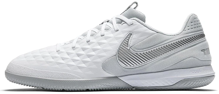 nike-react-tiempo-legend-8-pro-ic-white-chrome-at-6134-100