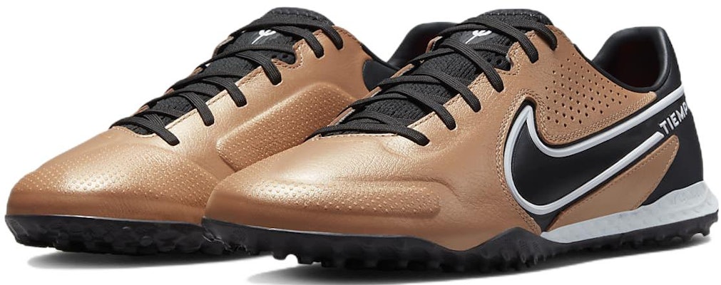 Nike React Tiempo Legend 9 Pro TF 'Padang Rumput Hitam Emas' DA1192-810 Lookbook Nike React Tiempo Legend 9 Pro TF 'Padang Rumput Hitam Emas' DA1192-810