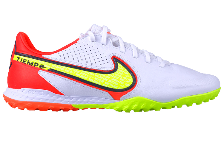 Lookbook Nike React Tiempo Legend 9 Pro TF 人工草地場地 低筒足球鞋 男女同款 白色