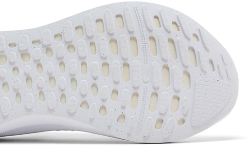 ナイキ リアクトX インフィニティ ラン 4 "トリプルホワイト" DR2665-103 Purchase ナイキ リアクトX インフィニティ ラン 4 "トリプルホワイト" DR2665-103