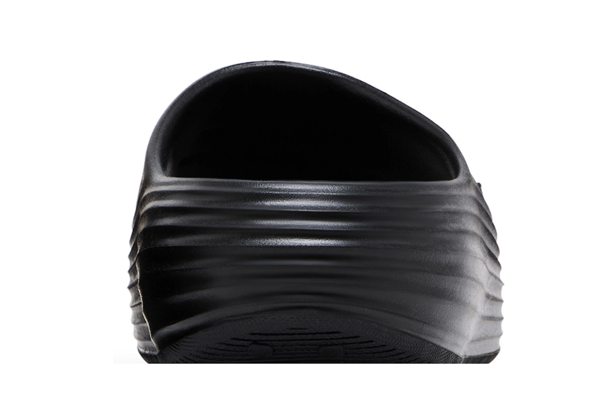 Nike ReactX Rejuven8 Slide 'Triple Black'