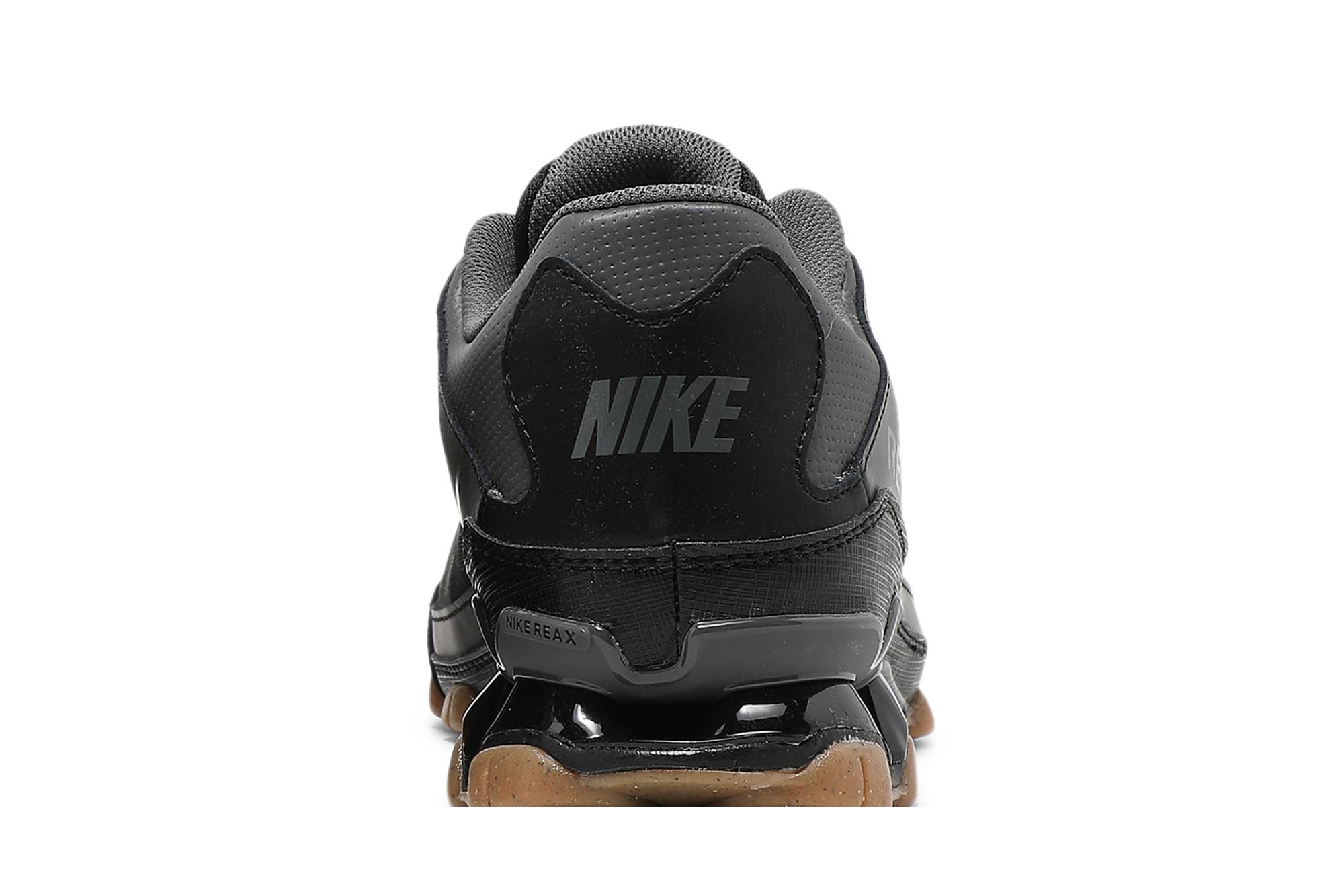 Sizing Nike Reax 8 TR 'Negro Gum' 621716-021