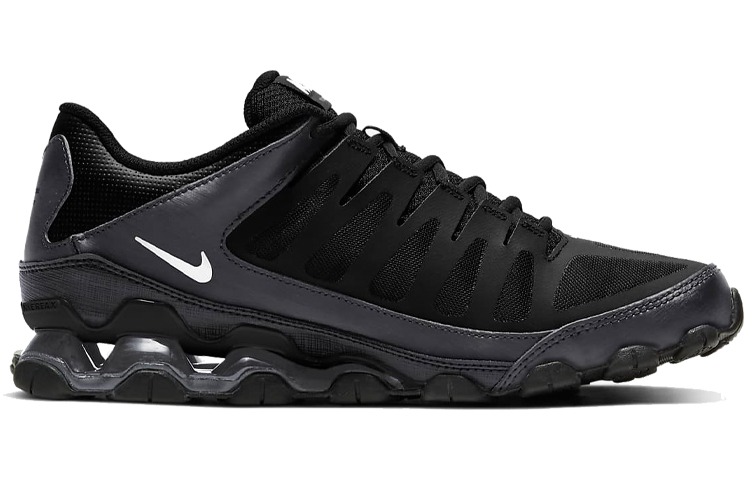Order Nike Reax 8 TR 'Hitam Putih' 621716-031