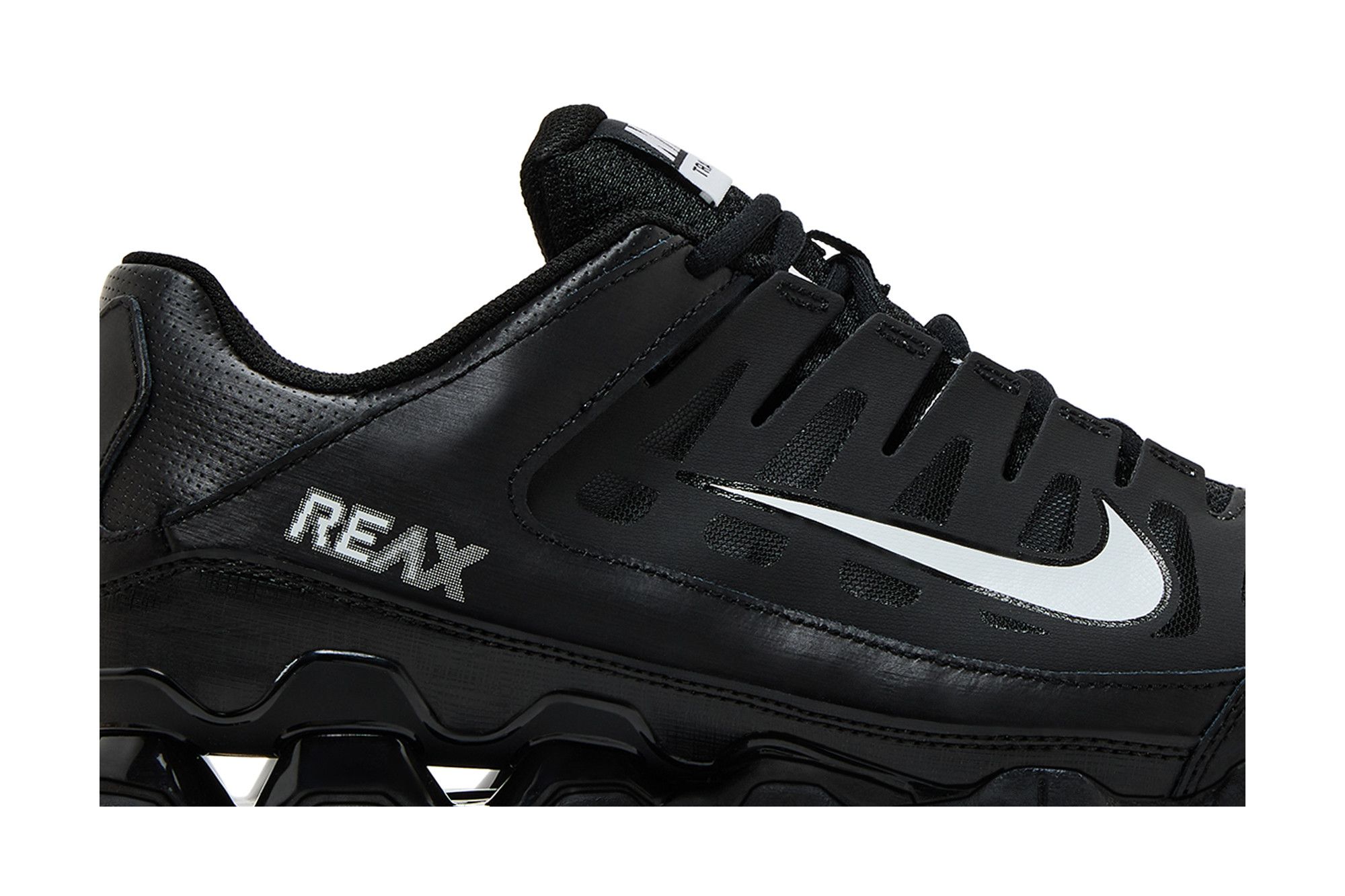 Order Nike Reax 8 TR 'Hitam Putih' 621716-033