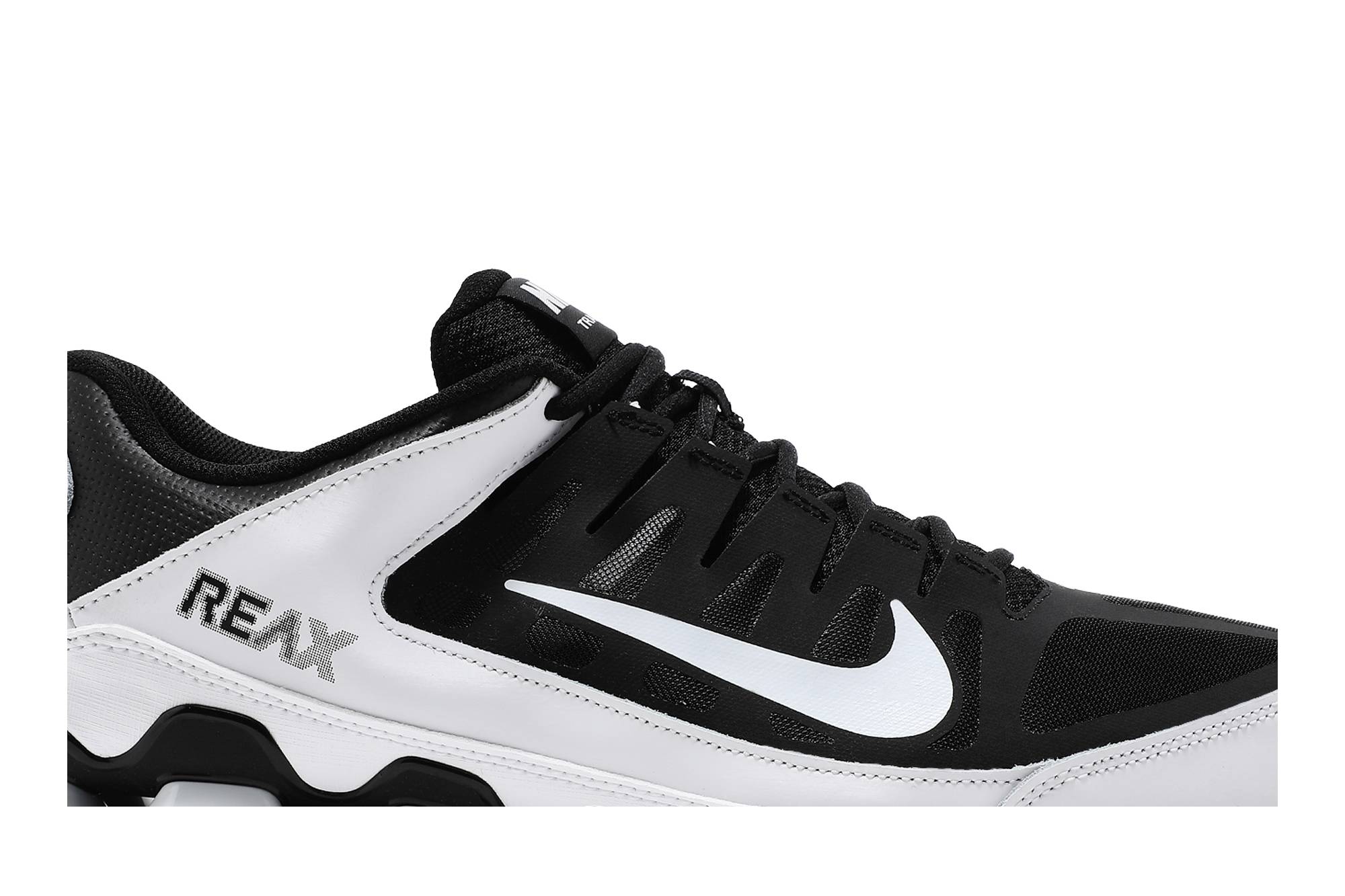 Order Nike Reax 8 TR 'Hitam Putih' 621716-019
