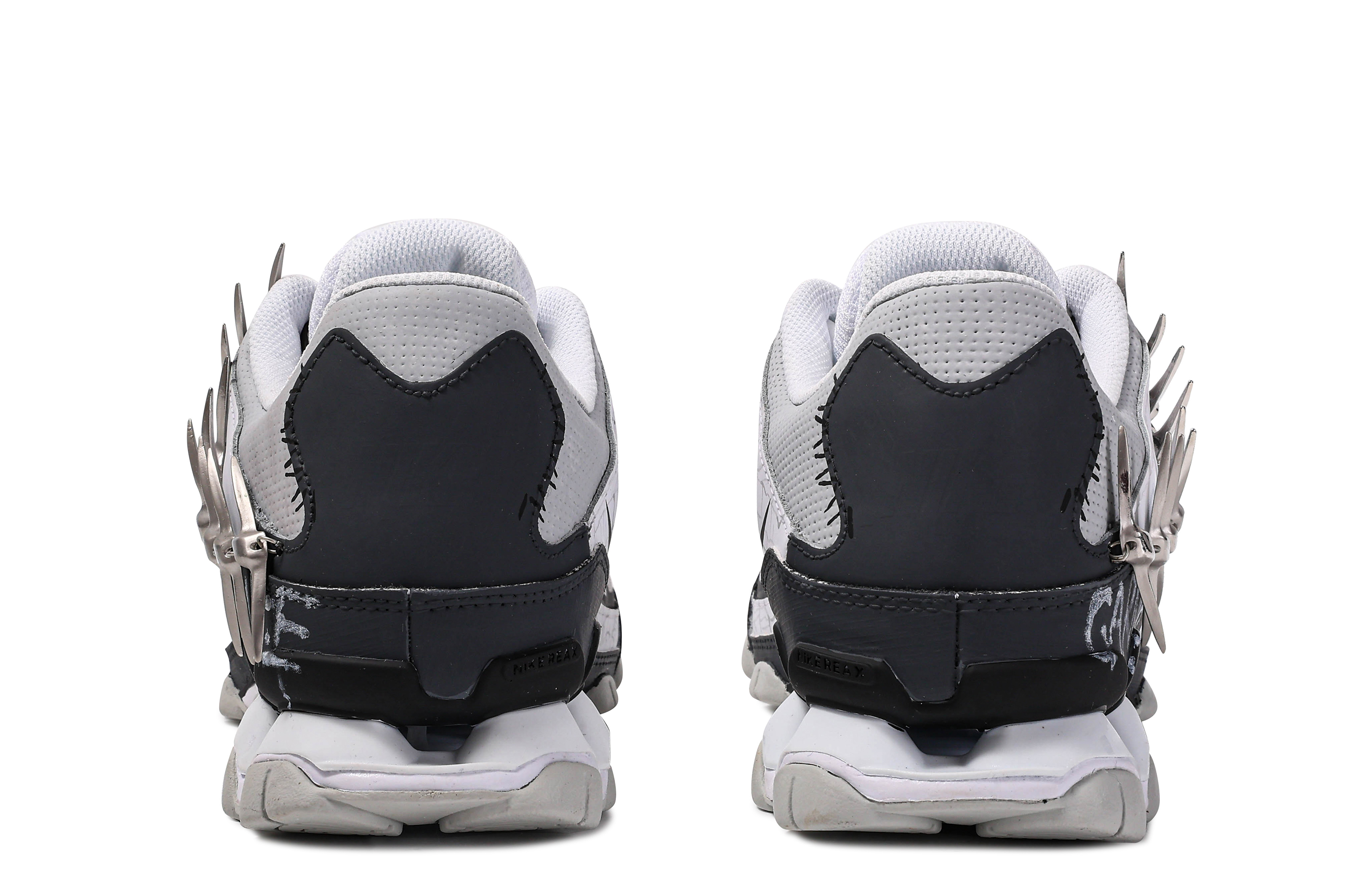Nike Reax 8 TR 'Da Vinci Lovers Bone Graffiti' 圖 5