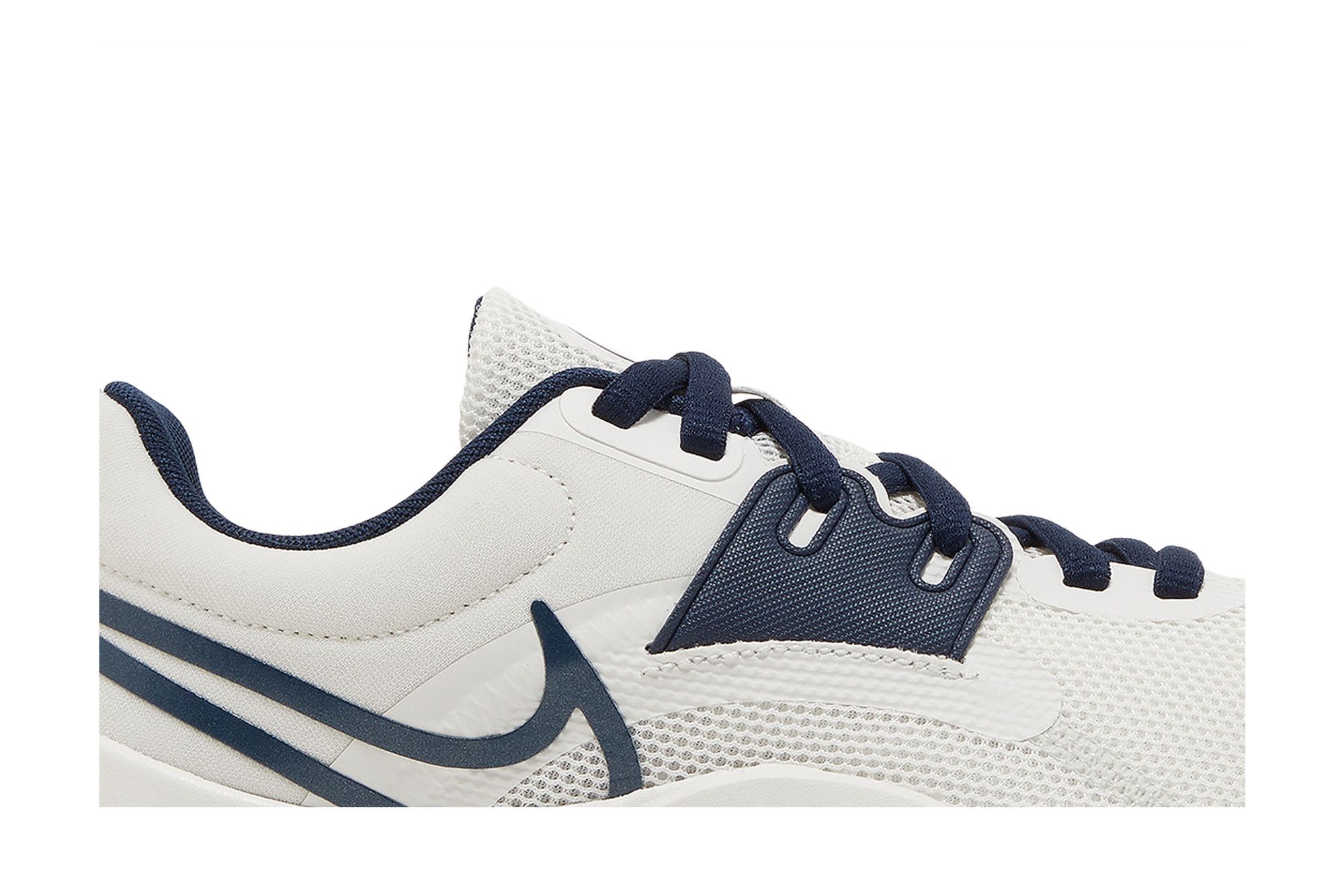 Order Nike Renew Retaliation TR 3 ''Bianco Summit Obsidian'' DA1350-100