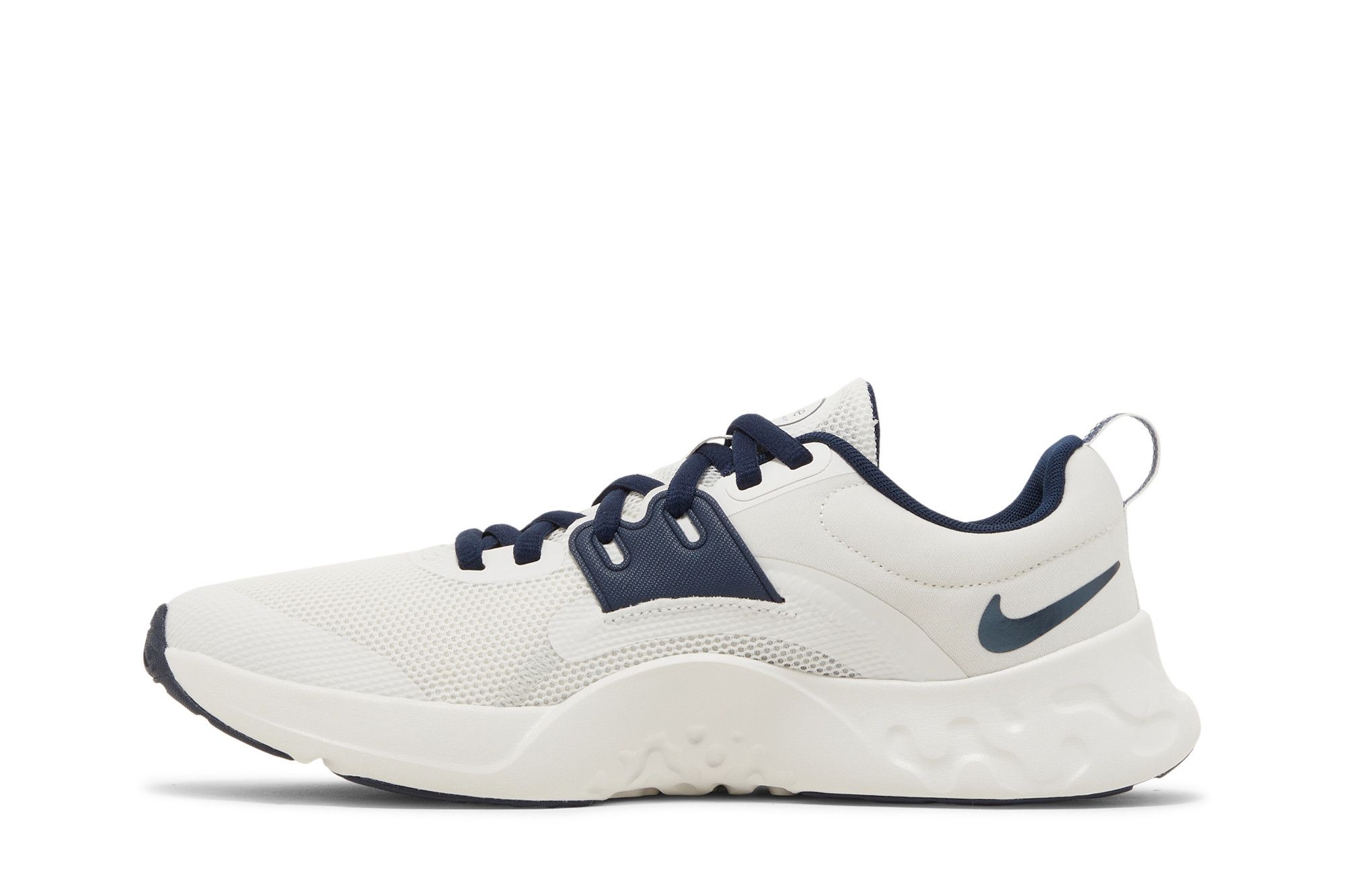 Lookbook Nike Renew Retaliation TR 3 ''Bianco Summit Obsidian'' DA1350-100