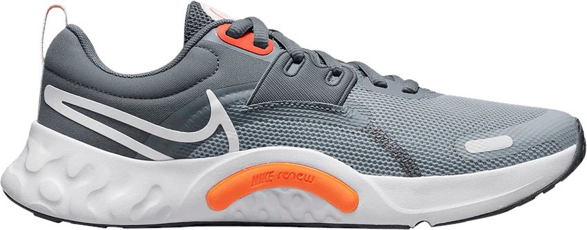 Nike retaliation sales tr cool grey