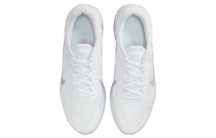 Shop Nike Renew Ride 3 低筒跑步鞋 白灰