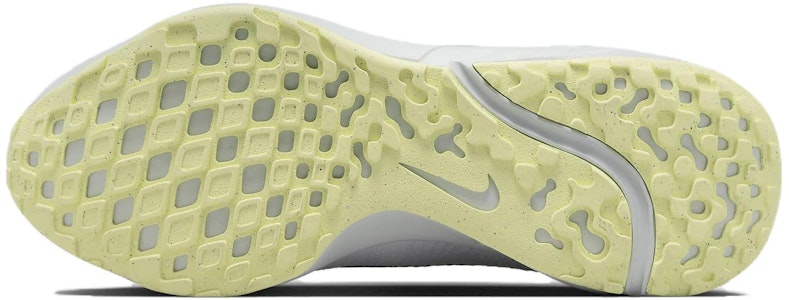 Nike Renew Run 4 'Lunares' DR2677-100 Details for Nike Renew Run 4 'Lunares' DR2677-100