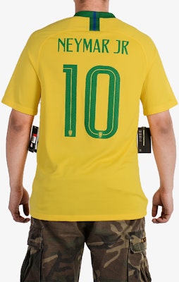 耐克复古巴西内马尔10号短袖足球T恤黄色款 BV3244-749 Purchase 耐克复古巴西内马尔10号短袖足球T恤黄色款 BV3244-749