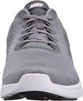 耐克革命3代 '灰色' 819300-002 Lookbook 耐克革命3代 '灰色' 819300-002