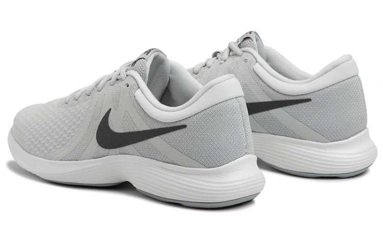 Nike Revolution 4 Low-Top 'Light Grey Black' 圖 3