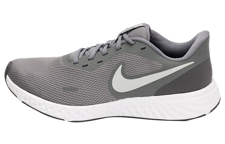 Nike Revolution 5 4E Wide 'Cool Grey'