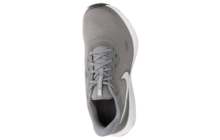 Nike Revolution 5 4E Wide 'Cool Grey' 圖 3