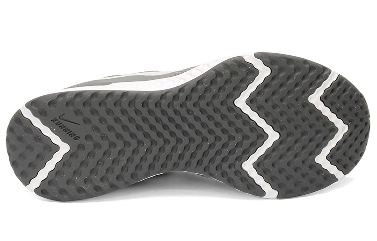 Nike Revolution 5 4E Wide 'Cool Grey' 圖 5