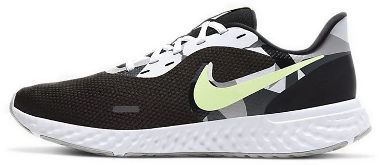 nike-revolution-5-black-ghost-green-bq-3204-007