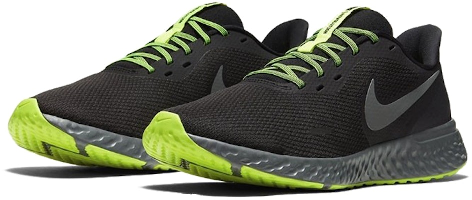 Nike Revolution 5 'Hitam Volt' CZ8678-001 Lookbook Nike Revolution 5 'Hitam Volt' CZ8678-001