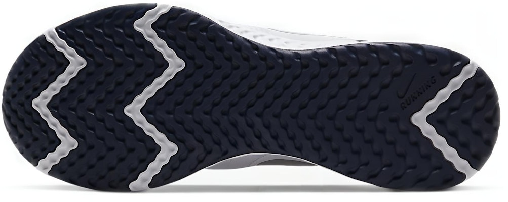 Nike Revolution 5 'White Midnight Navy' BQ3204-102 Details for Nike Revolution 5 'White Midnight Navy' BQ3204-102
