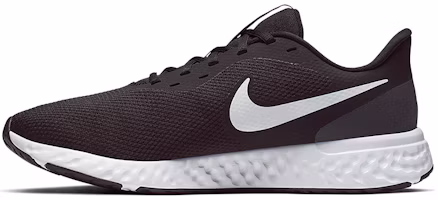 Nike Revolution 5 Extra Wide 'Black White' BQ6714-003 Nike Revolution 5 Extra Wide 'Black White' BQ6714-003
